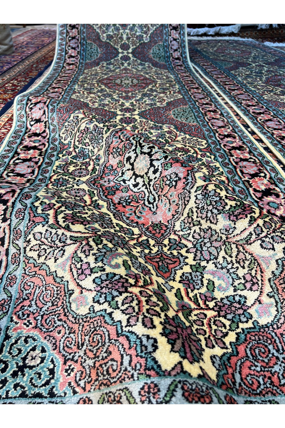 RD RAMAZAN DAG Hand Rug Art Hand-Woven Iranian Kashmir Silk Rug Size 304x80