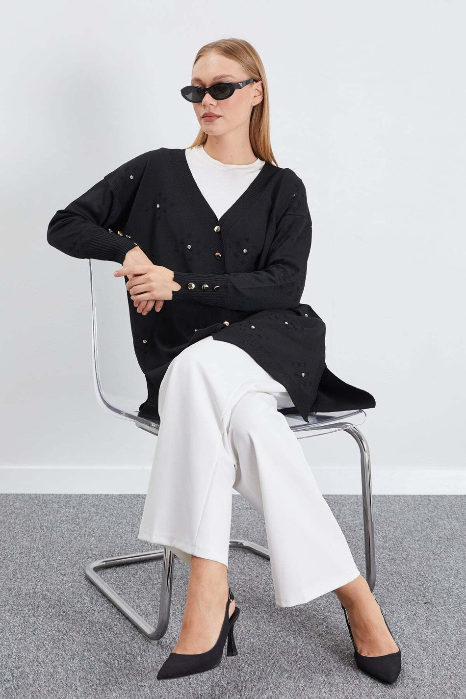 Stone Embroidered V-Neck Knitwear Cardigan