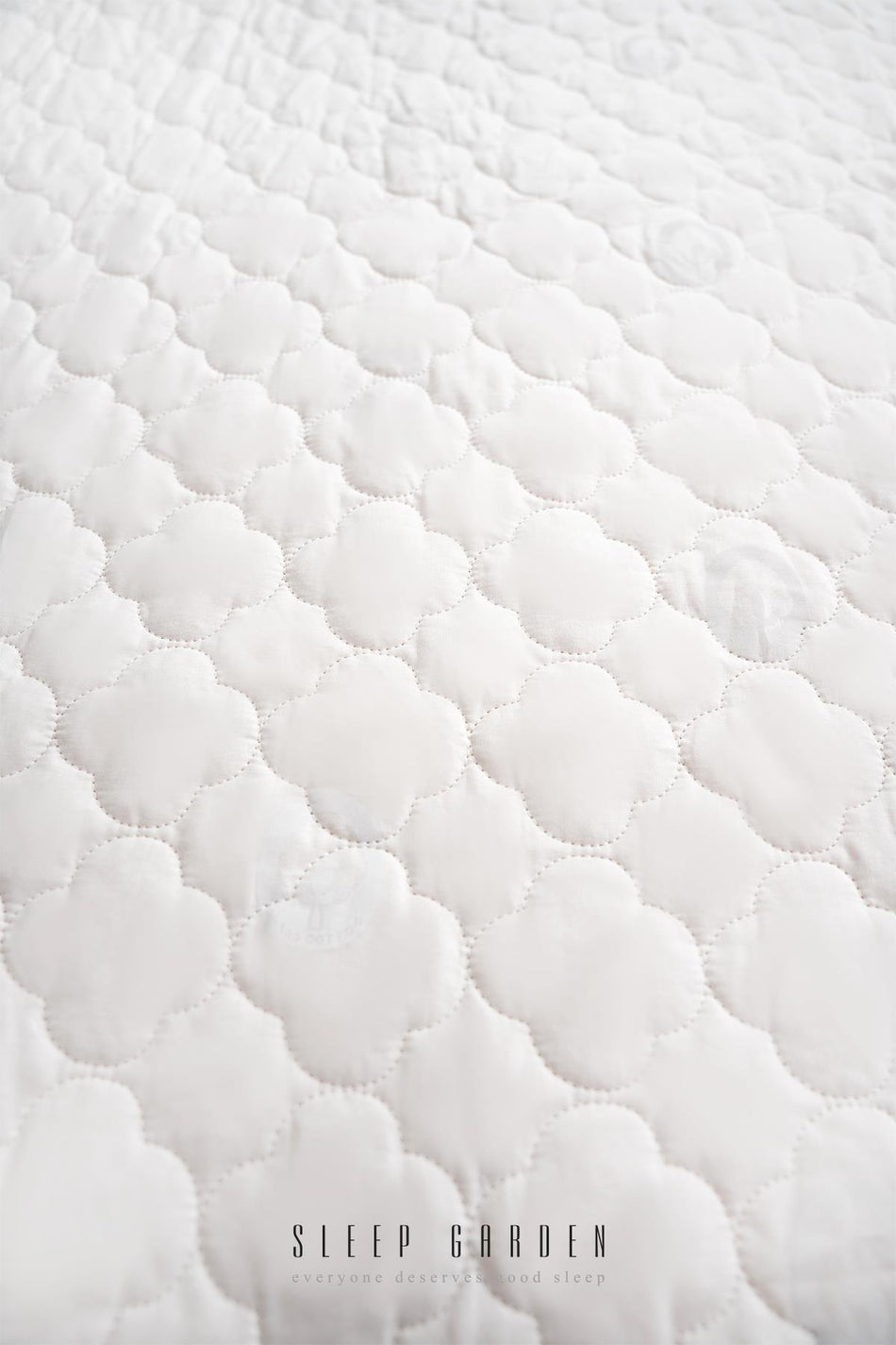 Sleep Garden Natura Collection Waterproof Fitted Mattress Protector - MALLTURK