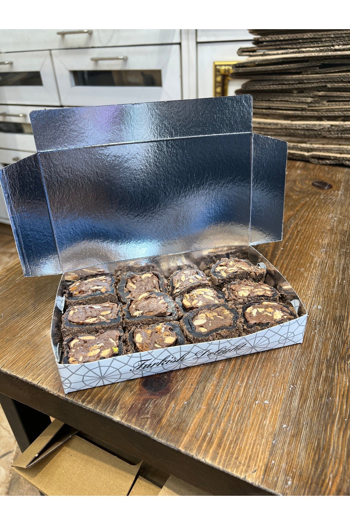 forevers citir Chocolate Almond Turkish Delight 600 g - MALLTURK