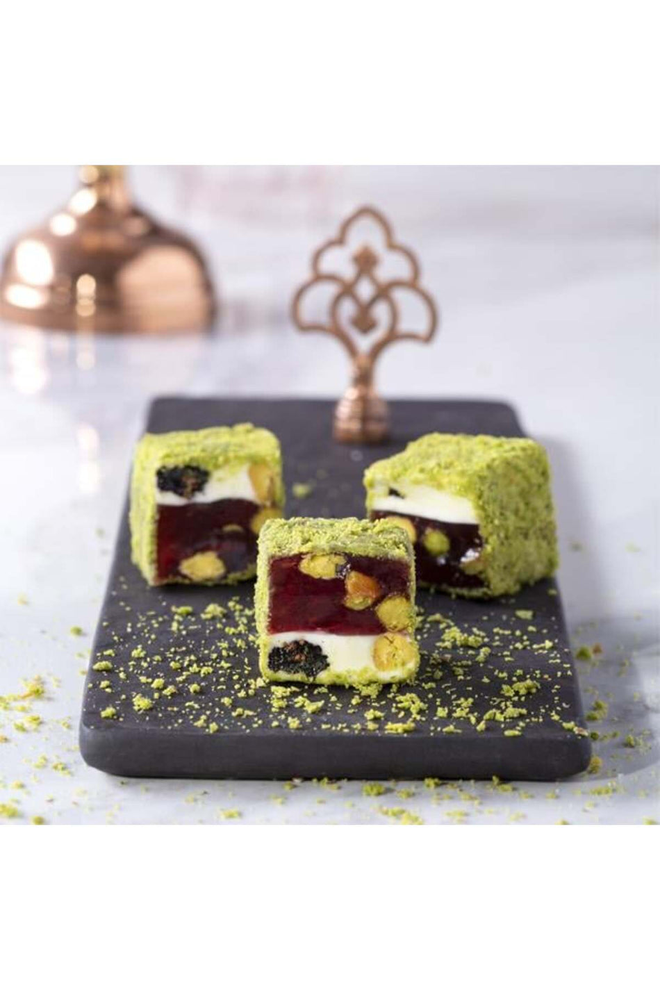 Sekerci cafer erol toz fistik Coated uzumlu Sultan Style pasa fitil Turkish Delight 500 g - MALLTURK