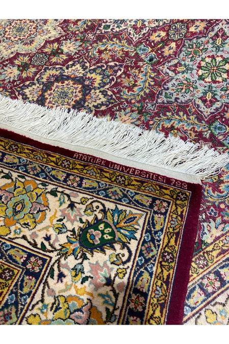 RD RAMAZAN DAG Hand Rug Art Hand-Woven Erzurum Ataturk universitesi Halicilik Merkezinde dokunmus Size 384x267 - MALLTURK