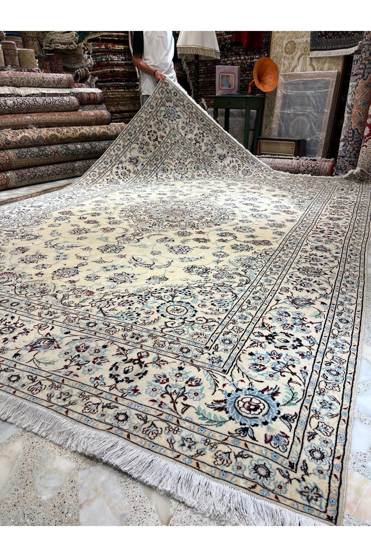 RD RAMAZAN DAG Hand Rug Art Hand-Woven Iranian Nain Rug Wool Blend Premium Quality Size 365x247 - MALLTURK