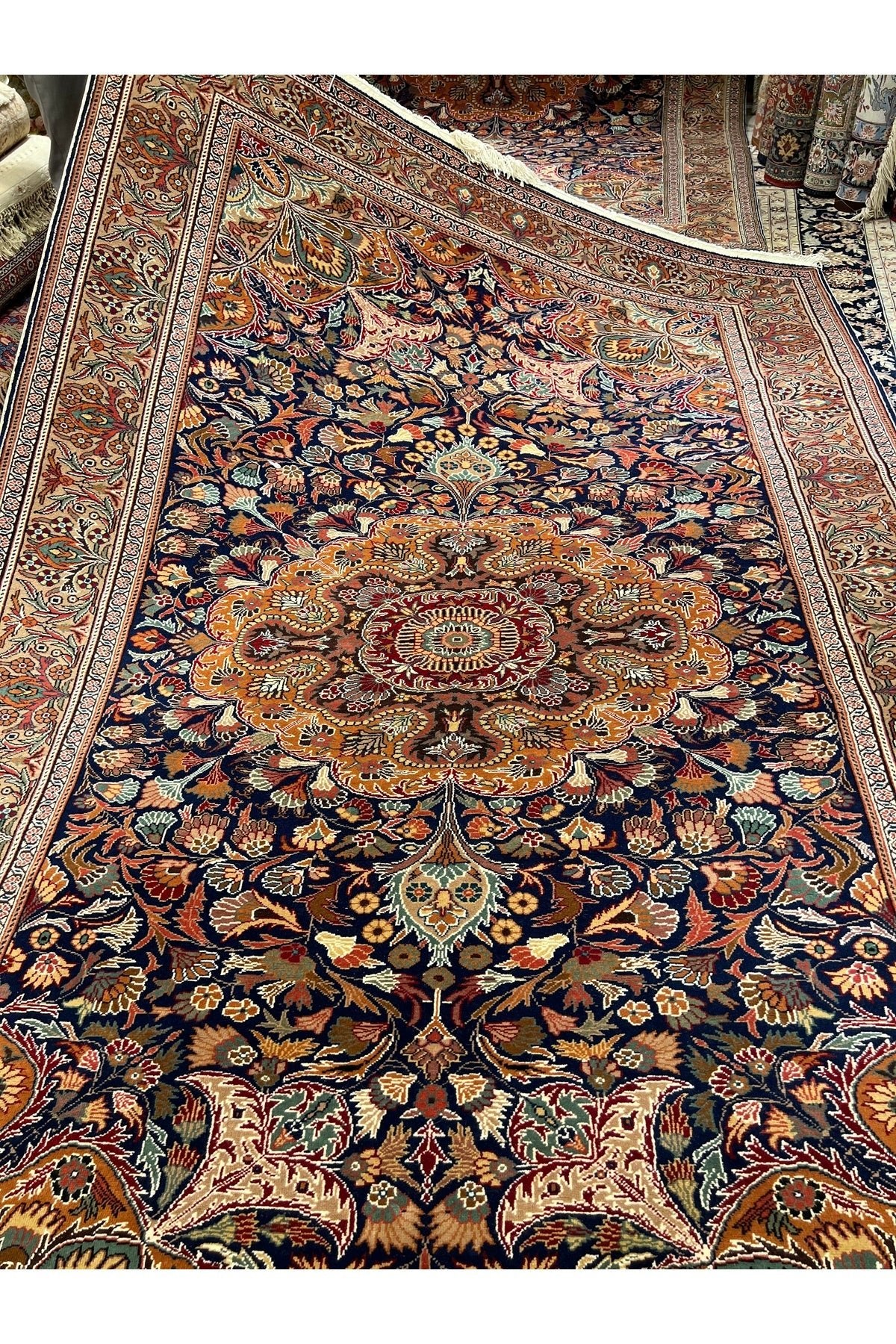 RD RAMAZAN DAG Hand Rug Art Hand-Woven Kayseri Hacilar Premium Quality Cotton Base Wool Weave Olup Natural Dye 300x200 - MALLTURK