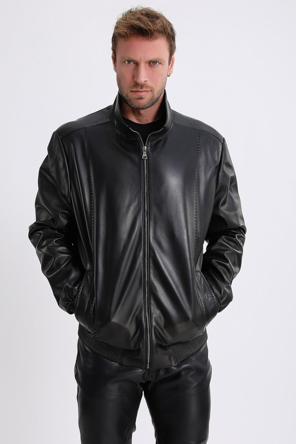 Кожаная куртка Leather Club чёрного цвета