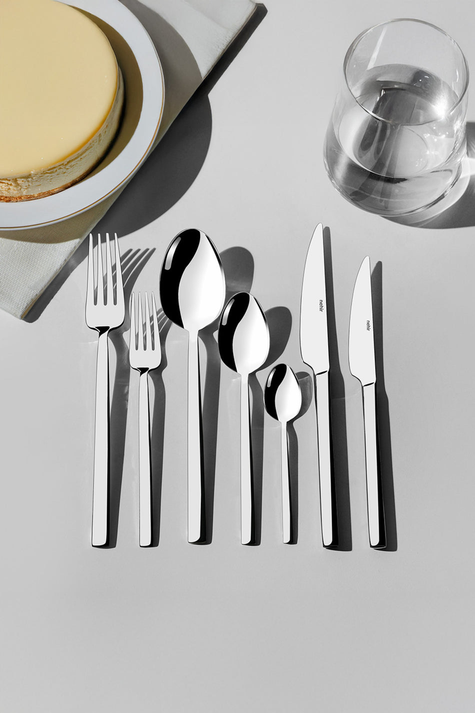 Nehir dalyan Plain 12 Place Setting 89 Piece Boxed Flatware Set - MALLTURK