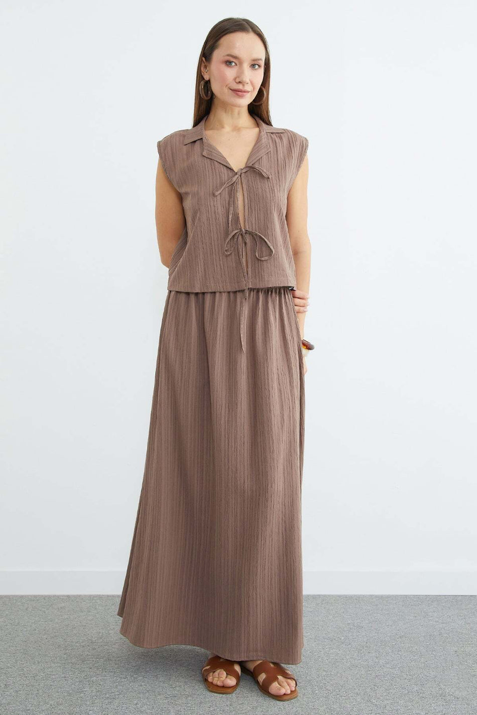 2-Piece Set with Tie-Front Jacquard Skirt