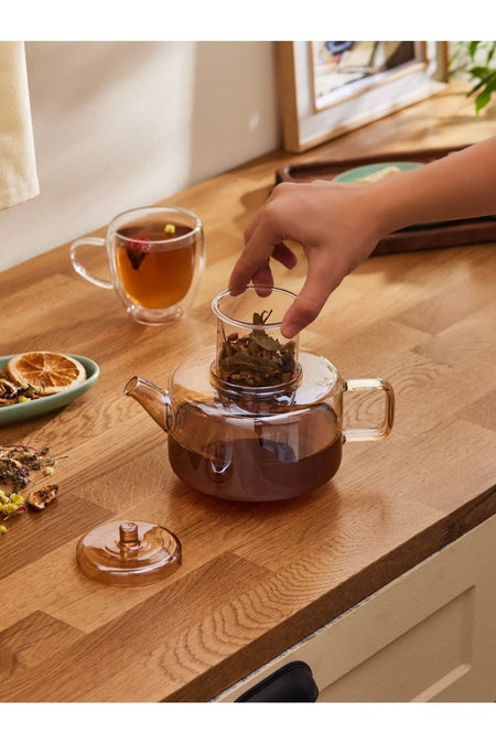 Karaca Flat Borosilicate Glass Midi Teapot in Amber - MALLTURK