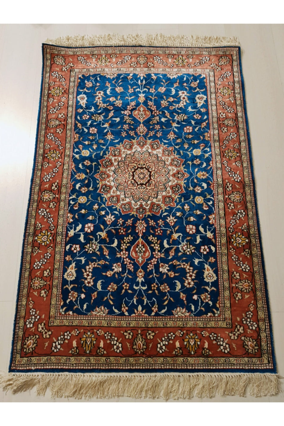 Misiny -%100 Pure Silk Rug - Hand-Woven -1008 -78 X 122 Cm
