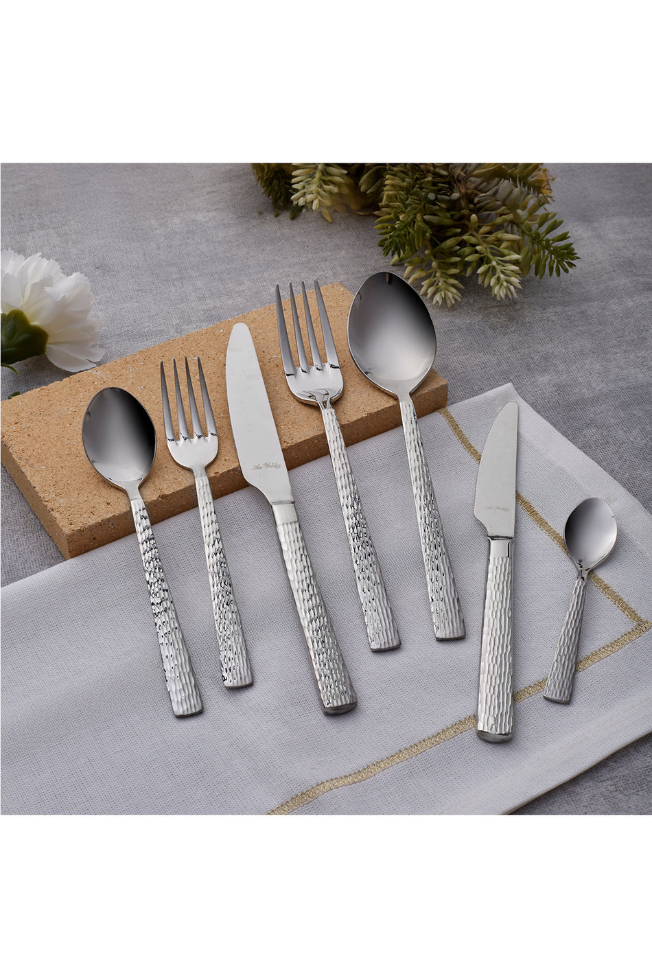 Aryildiz piero 84 Piece 12 Place Setting Flatware Set - MALLTURK