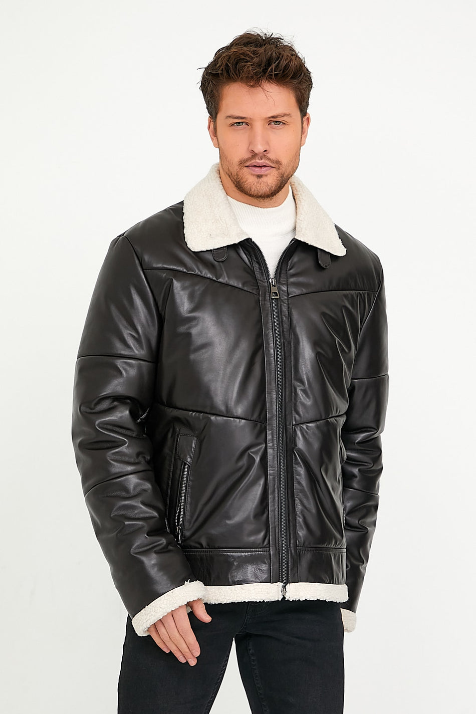 Veste en cuir marron foncé Leather Club avec accessoires en laine