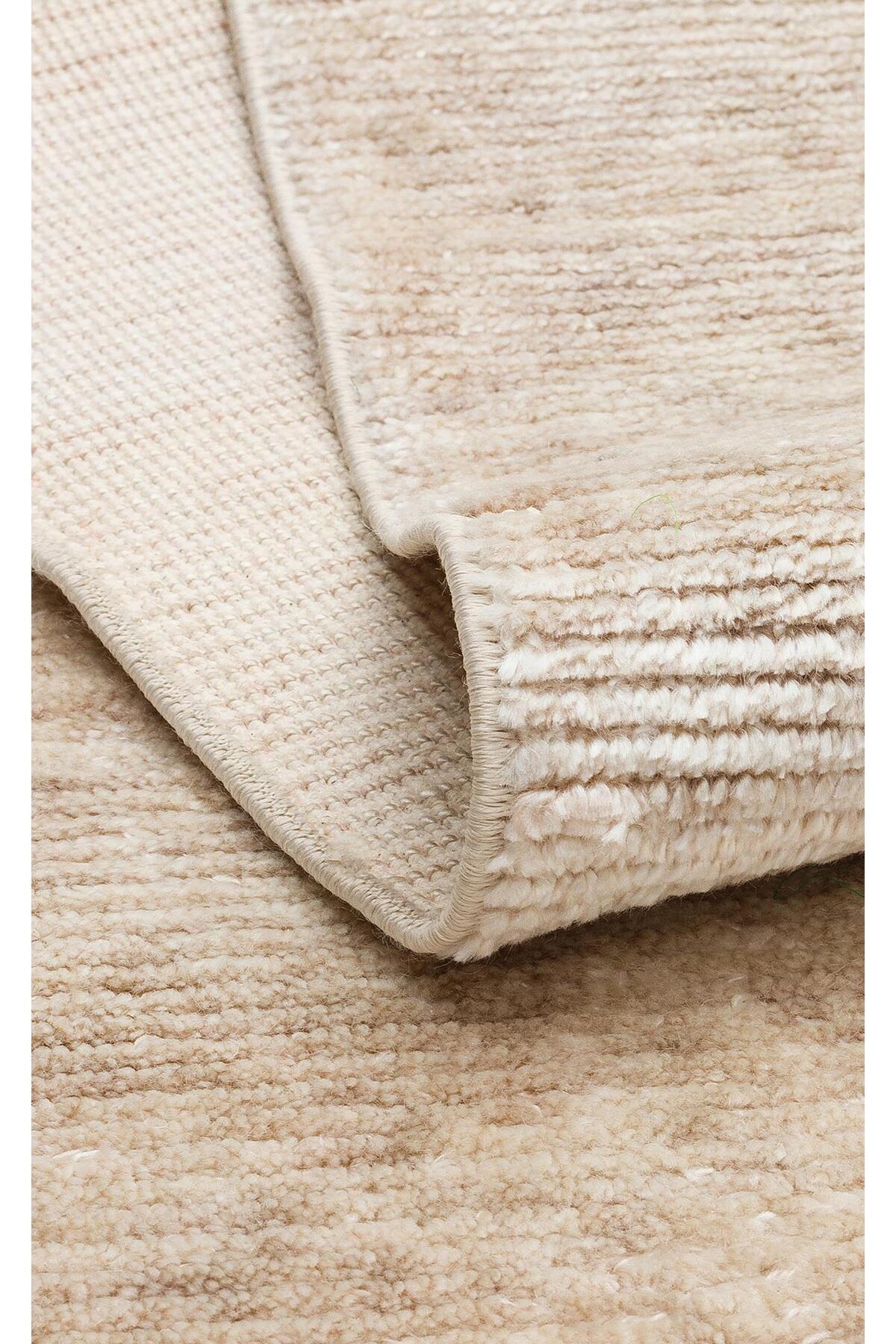 Eko Hali GESSi GES PLAiN BEiGE is handcrafted using special lint-free and easy-to-clean Tencel material. - MALLTURK
