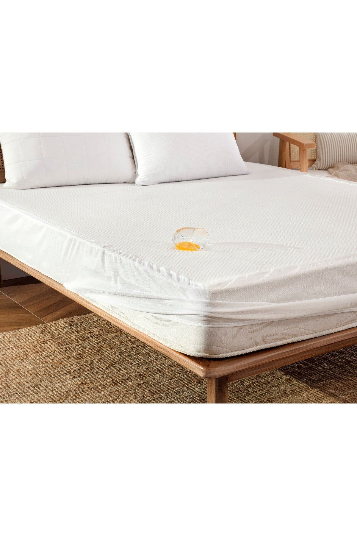 Madame Coco Clarte Waterproof Fitted Mattress Protector - MALLTURK