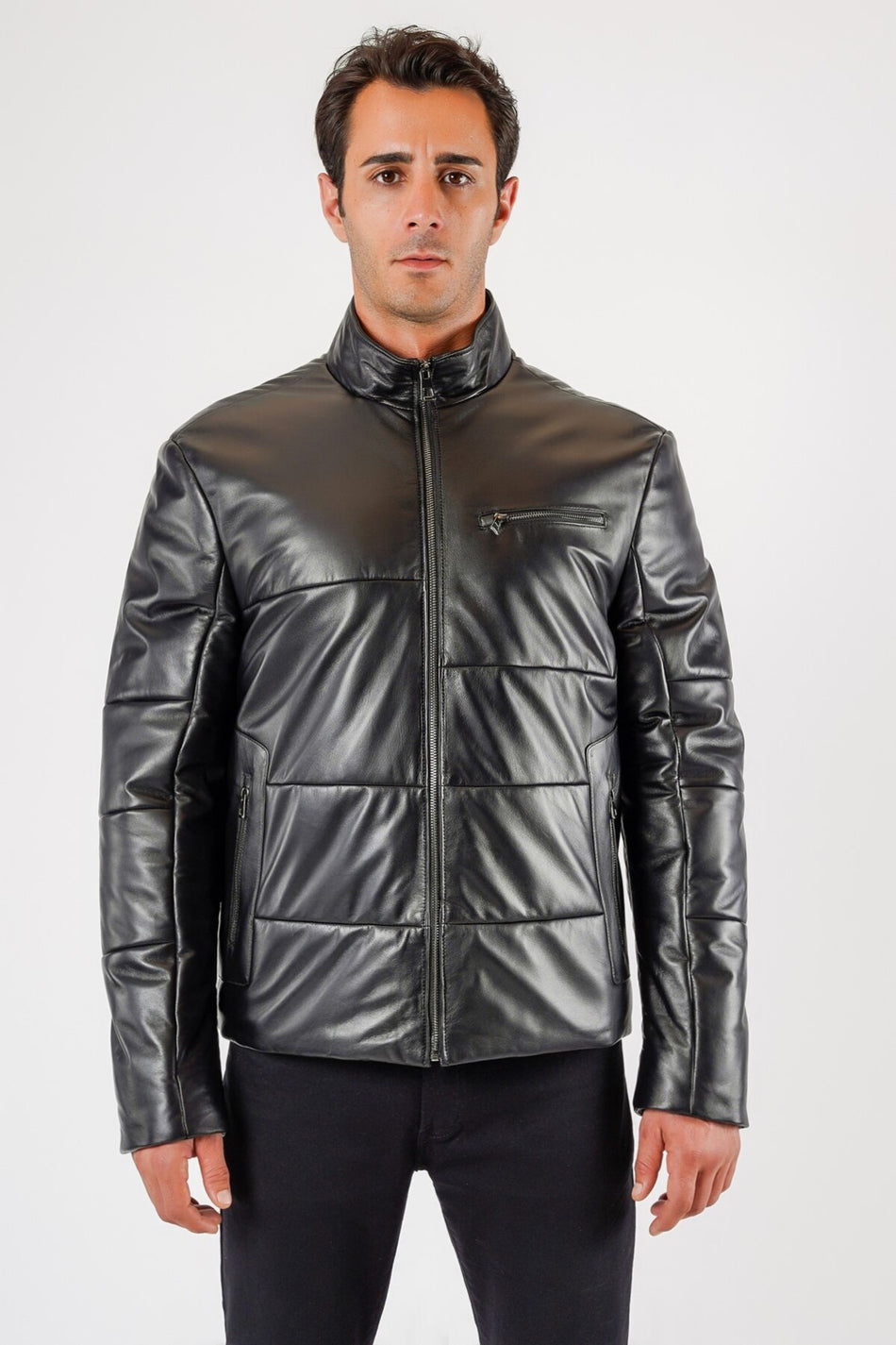 Черная кожаная куртка Leather Club