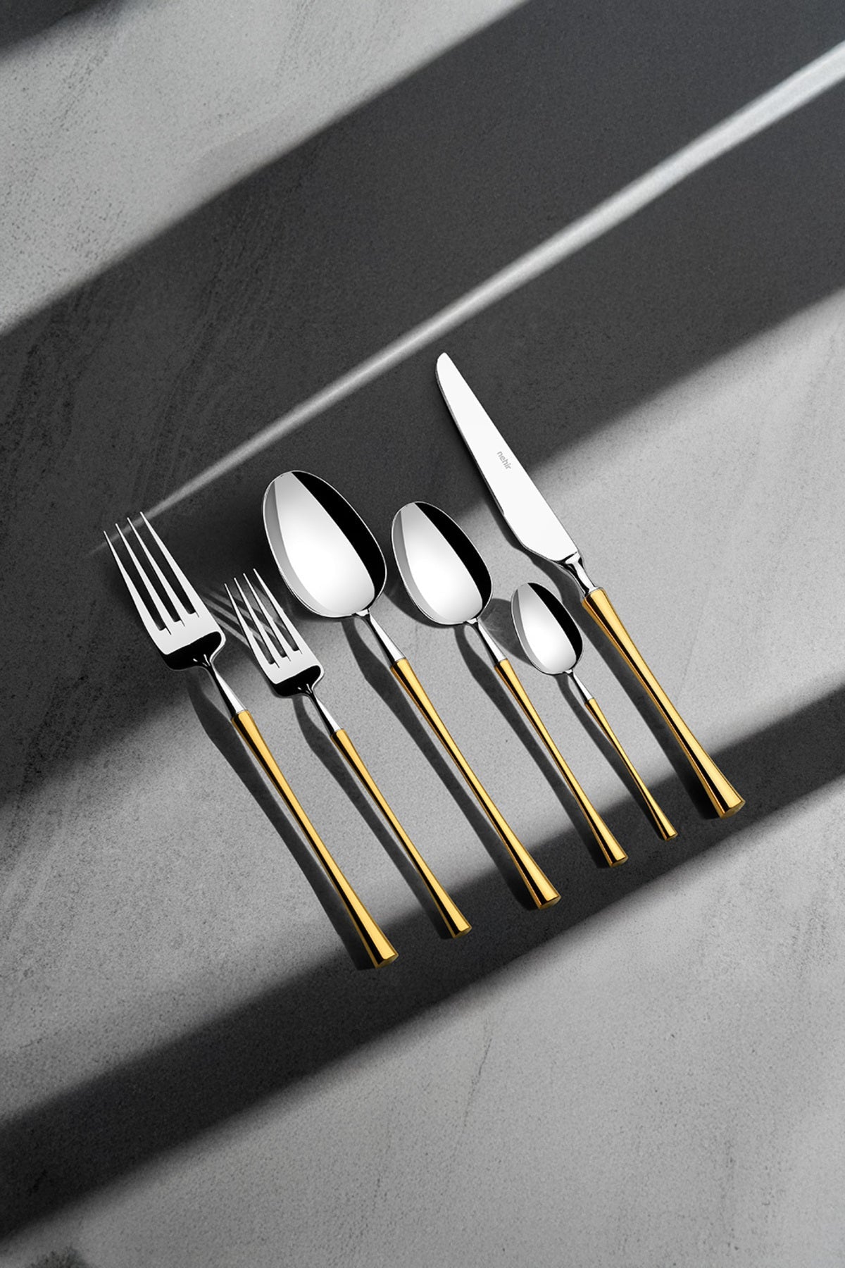 Nehir marbella altin Plain 6 Place Setting 36 Piece Boxed Flatware Set - MALLTURK
