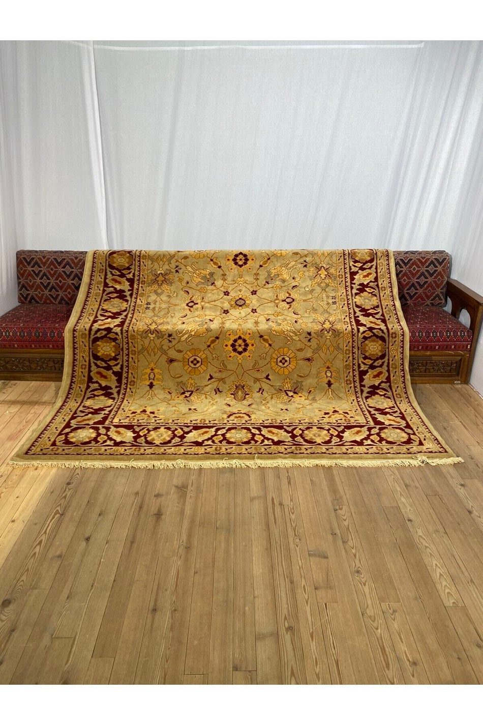 Sirvan Hali Handwoven Usak Carpet - 238 x 297 - MALLTURK