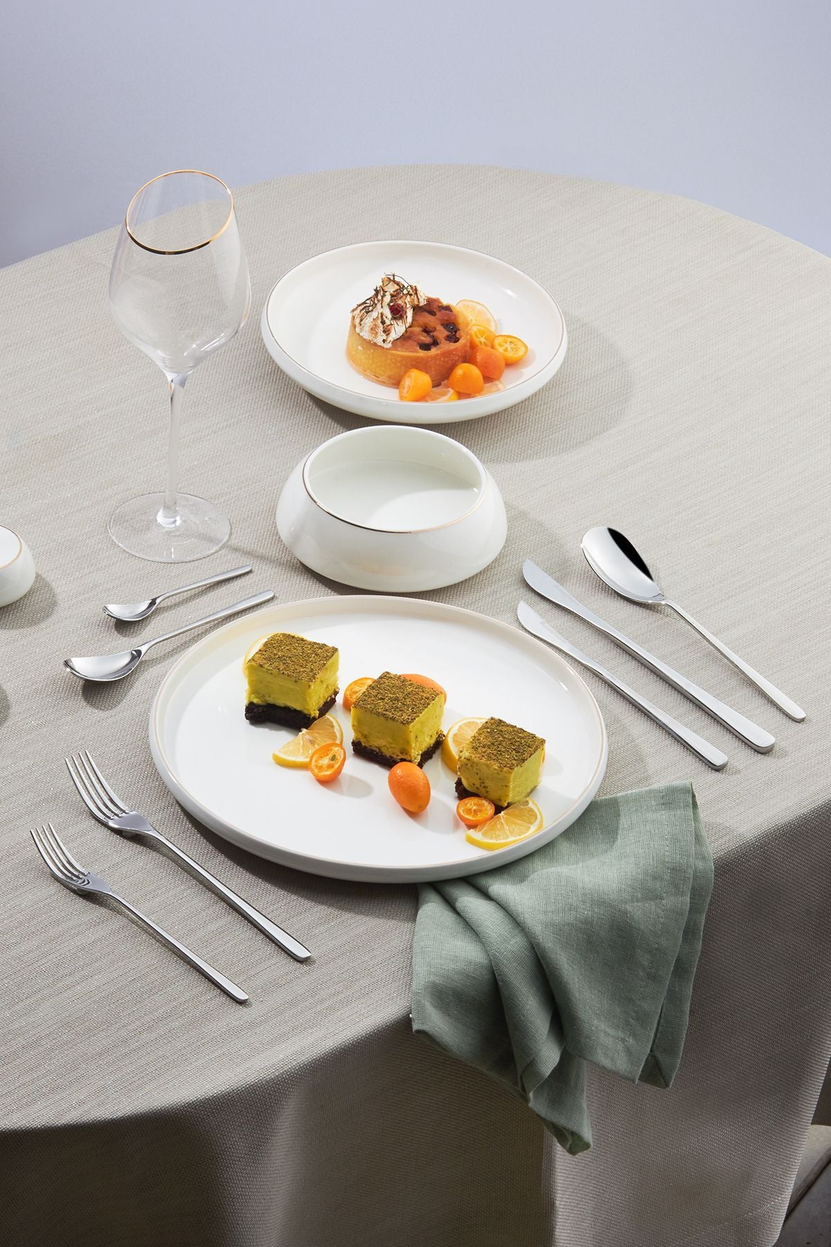 Karaca influx 84 Piece 12 Place Setting premium Boxed Flatware Set - MALLTURK