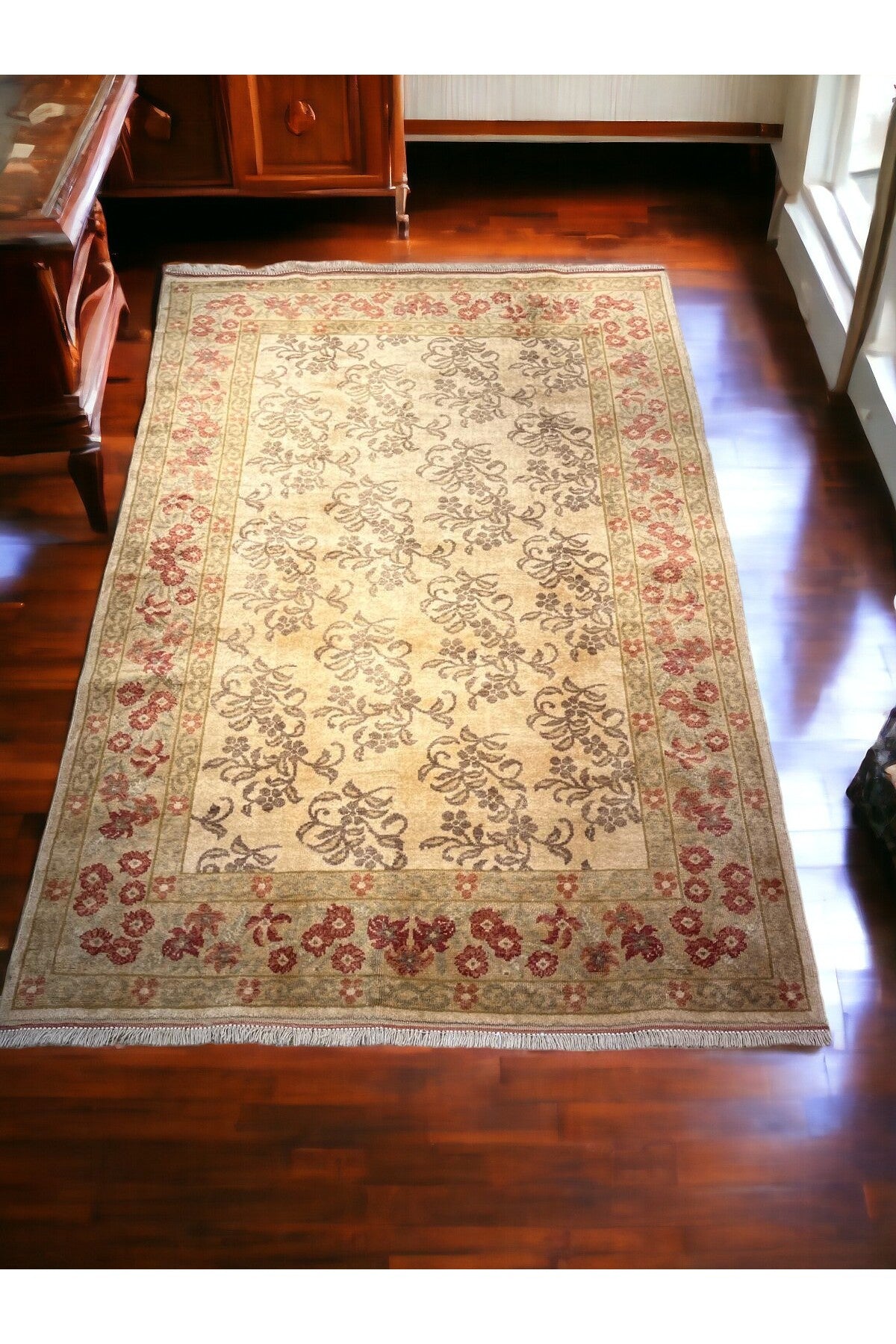 SIRVAN Rug Turkish Usak Hand-Woven Rug - 172x247