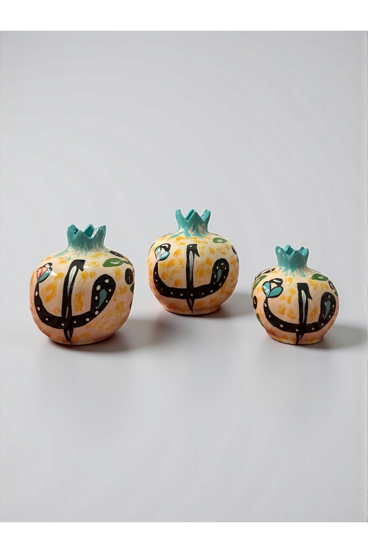 YOOS Handmade Brush Craftsmanship Vav and Elif Patterned 3-Piece Ceramic Pomegranate Set - MALLTURK