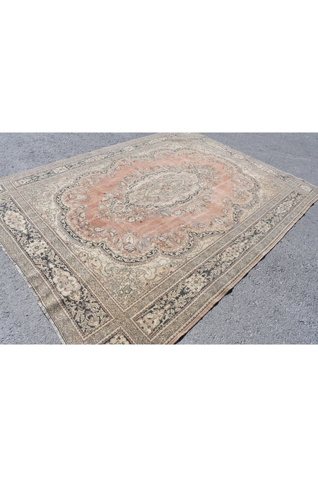 Kayra Export Hand-Woven Rug, Turkish Rug, 236x317 Cm