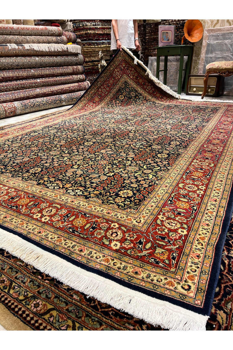 RD RAMAZAN DAG Hand Rug Art Hand-Woven Hereke Rug Seven Mountains Flower Design Size 3.20x2.10