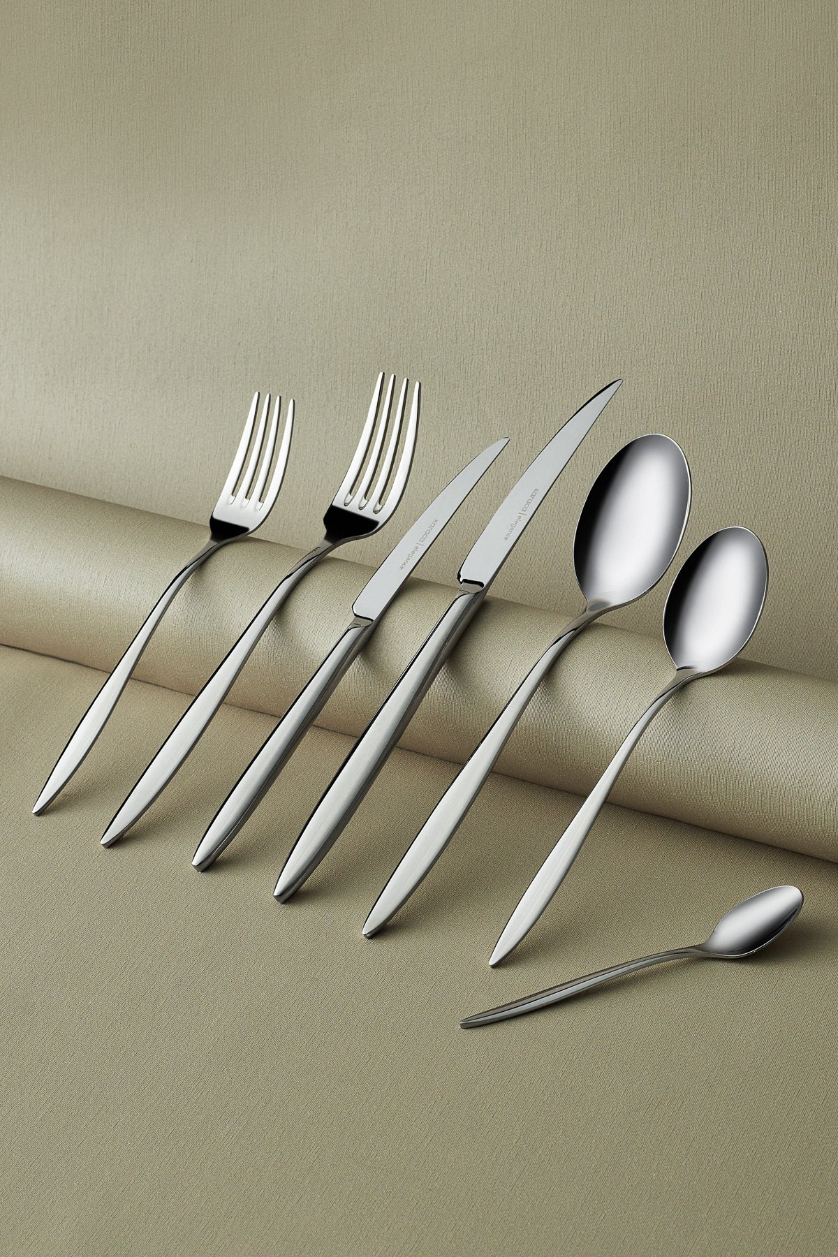 Karaca new year yilbasi novara 84 Piece 12 Place Setting elegance Flatware Boxed - MALLTURK