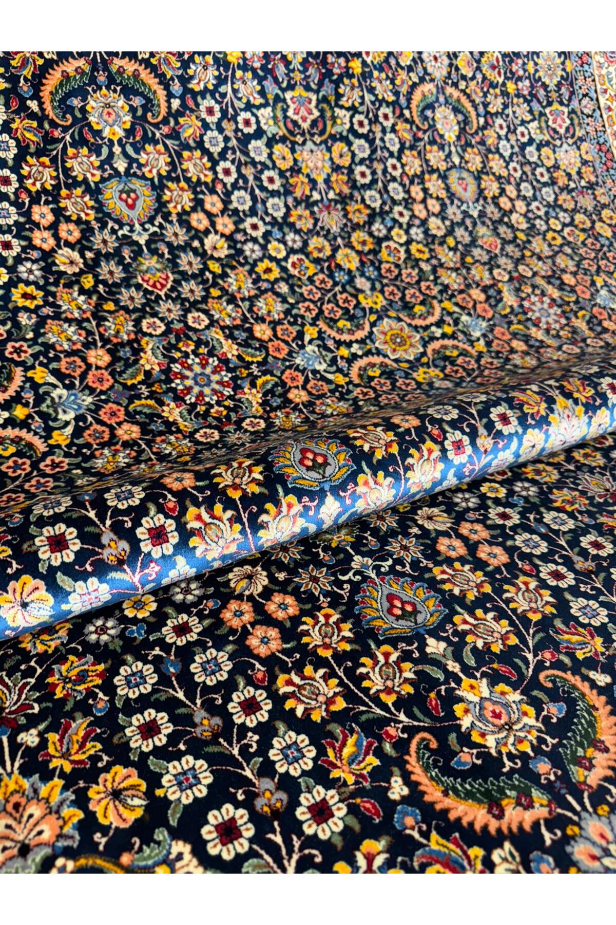 Rustikev Iranian Silk Hereke Rug - MALLTURK