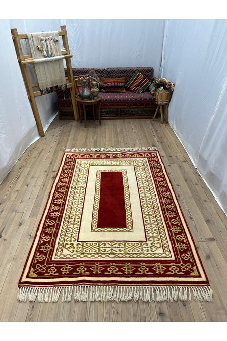 SIRVAN Rug Hand-Woven Yoruk Rug - 136x198