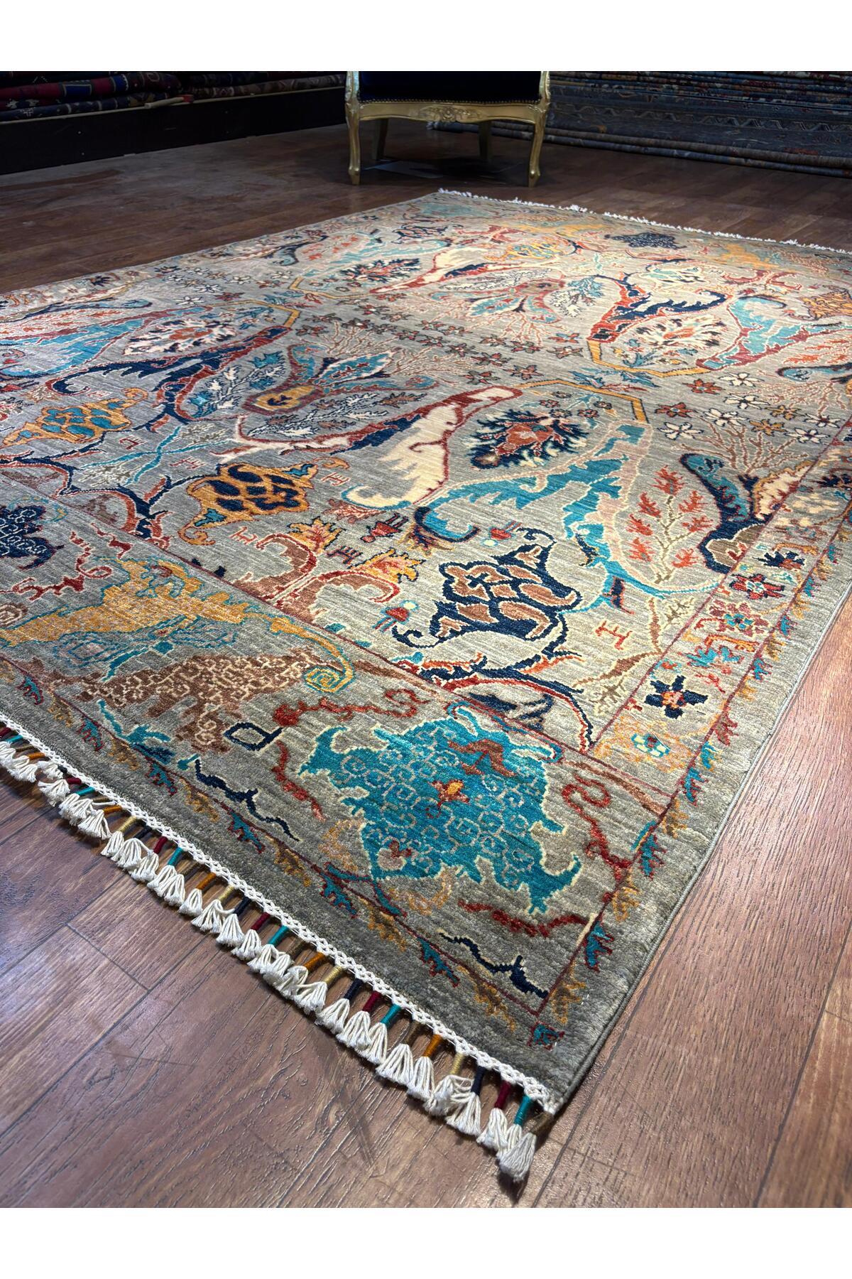 Wool Hand-Woven Afghan Rug
