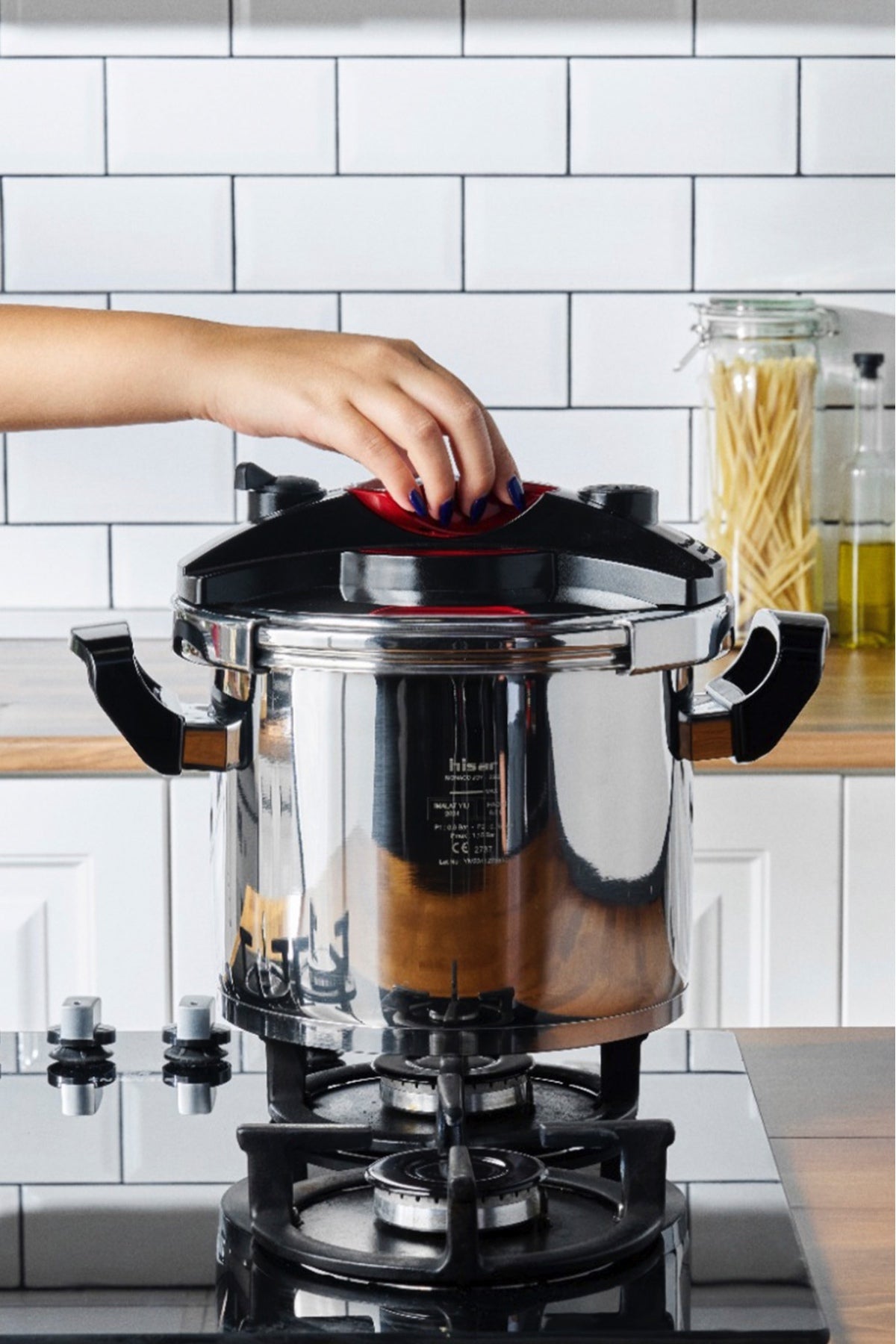 Hisar Monaco Joy induction Base Pressure Cooker 6 Lt. Black - MALLTURK