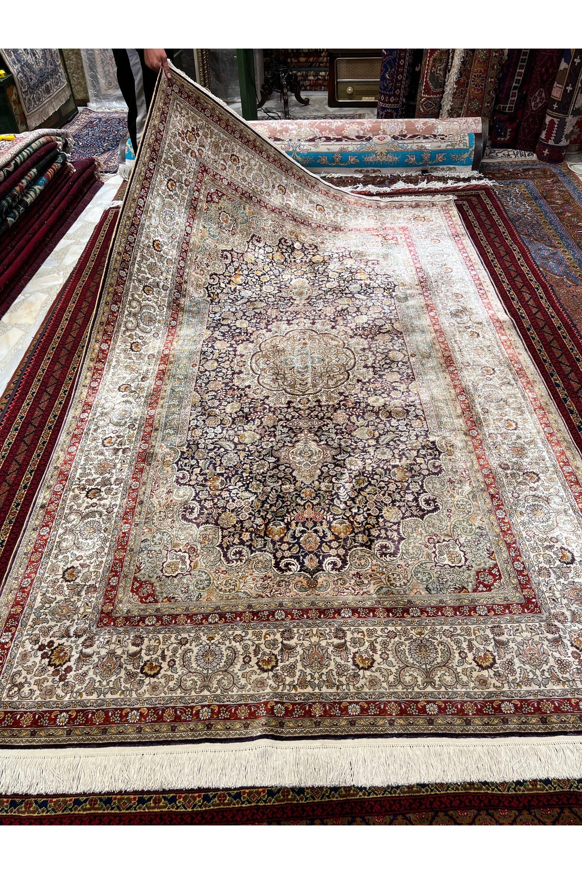 RD RAMAZAN DAG Hand Rug Art Hand-Woven Pure Silk Rug Collector Piece Size 250x150
