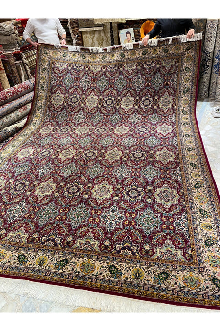 RD RAMAZAN DAG Hand Rug Art Hand-Woven Erzurum Ataturk universitesi Halicilik Merkezinde dokunmus Size 384x267 - MALLTURK