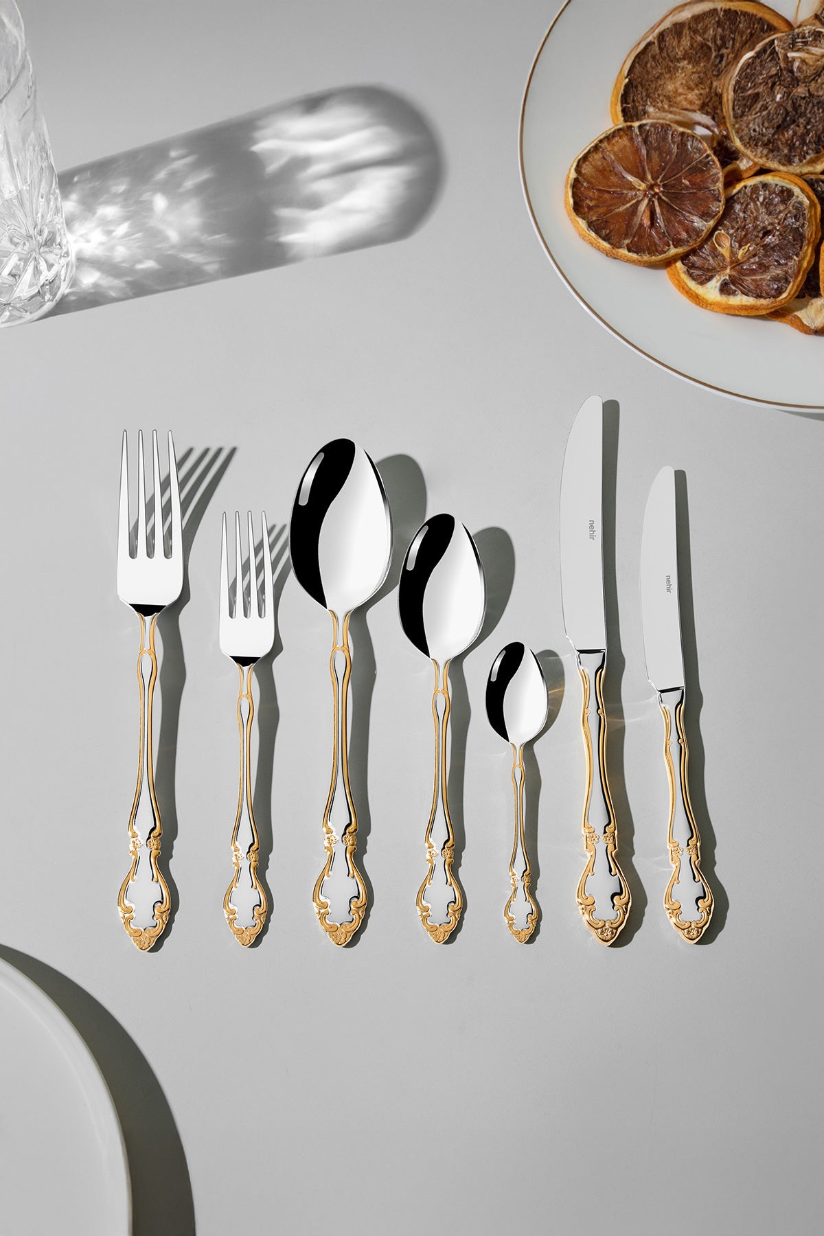 Nehir adriana altin Plain 12 Place Setting 84 Piece Boxed Flatware Set - MALLTURK