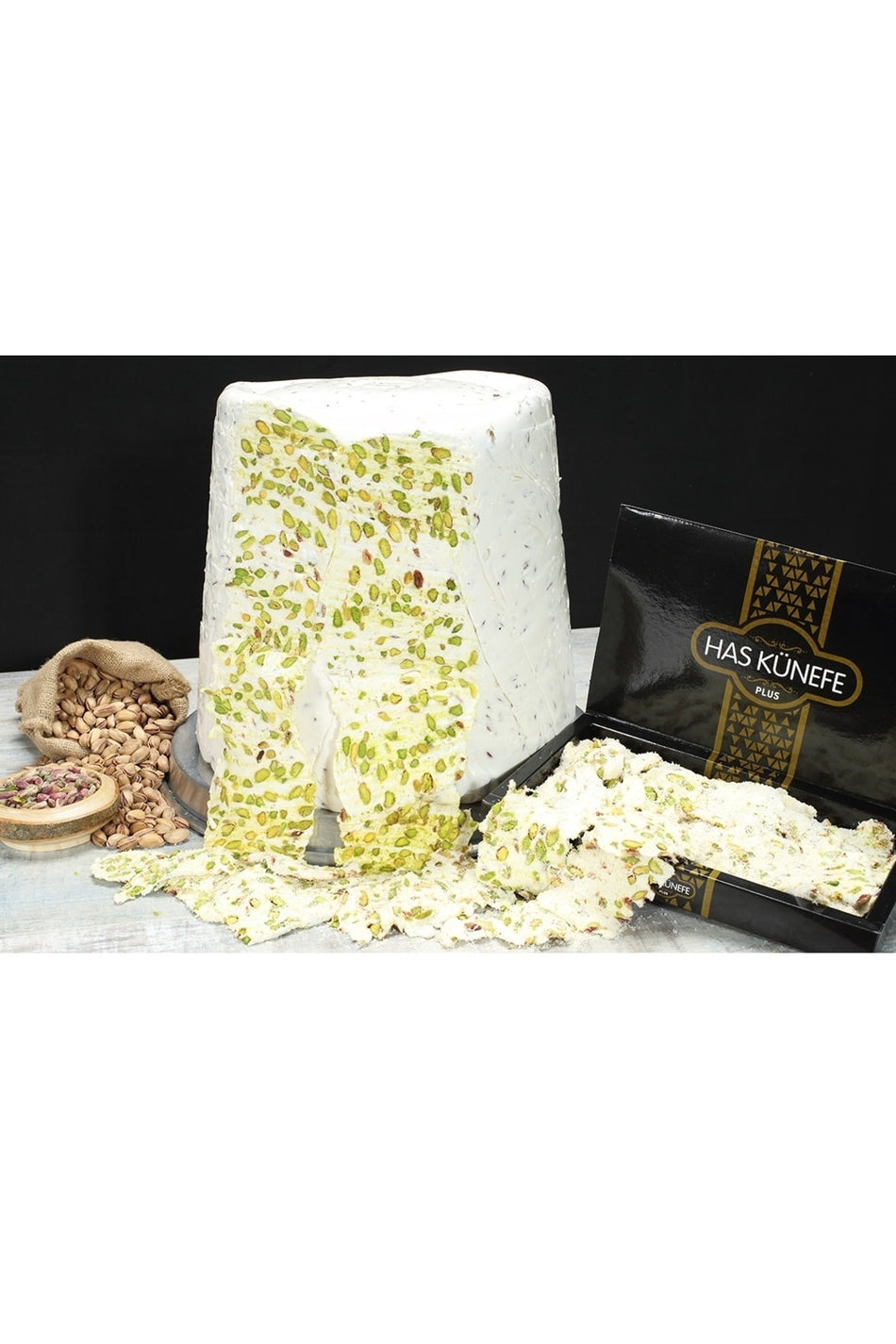 HAS Carrot Confection Cream Flavored Pistachio Leaf Style Turkish Delight Carrot Confection 500 g - MALLTURK