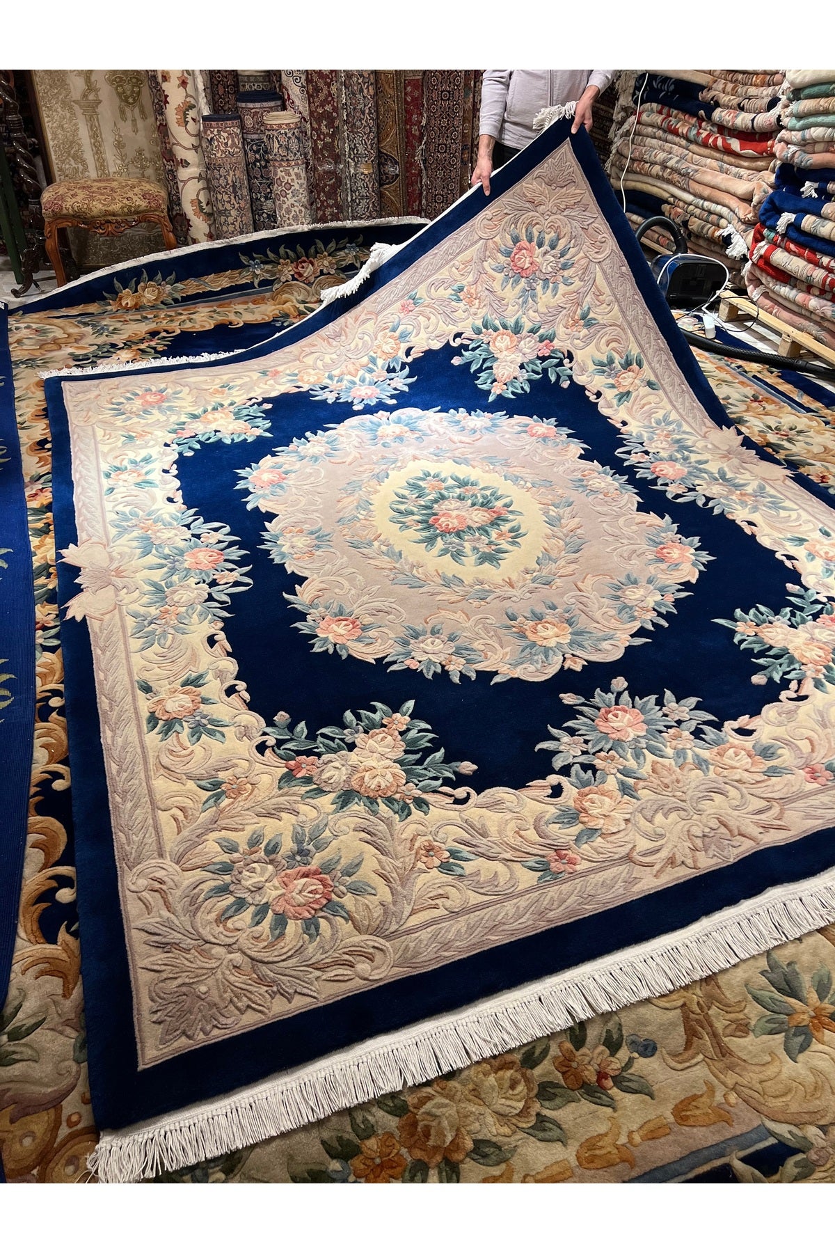 RD RAMAZAN DAG Hand Rug Art Hand-Woven Embossed Chinese Rug Premium Quality Navy Color Exceptional bir Urun Size 300x240 - MALLTURK