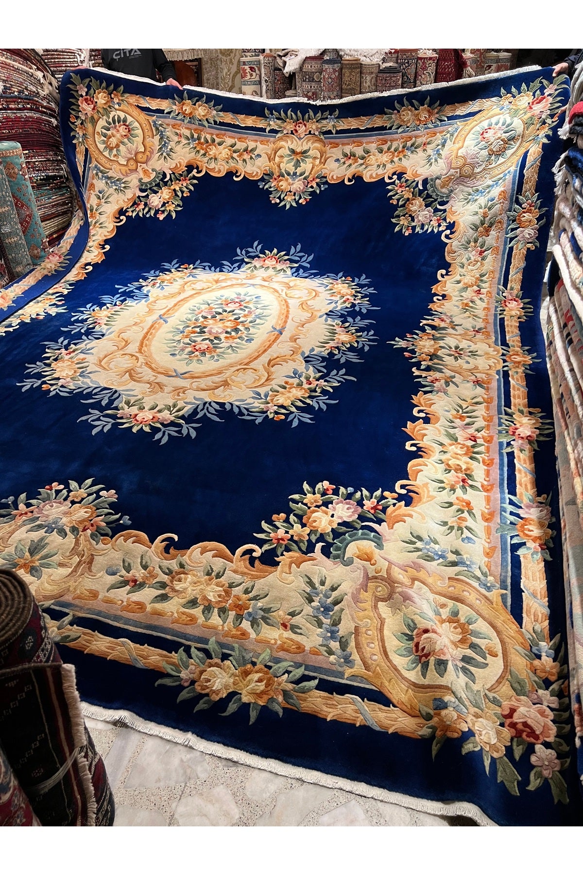 RD RAMAZAN DAG Hand Rug Art Hand-Woven Embossed Chinese Rug Premium Quality Navy Color Exceptional Bir Urun Size 460x370 - MALLTURK