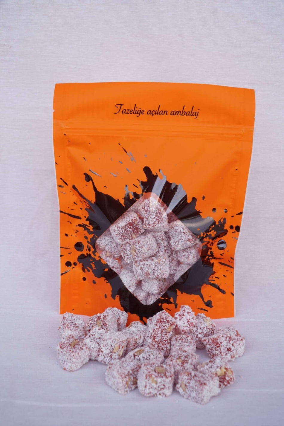OZAD KURUYEMIS Pomegranate Flavored Coconut Turkish Delight 250 g - MALLTURK