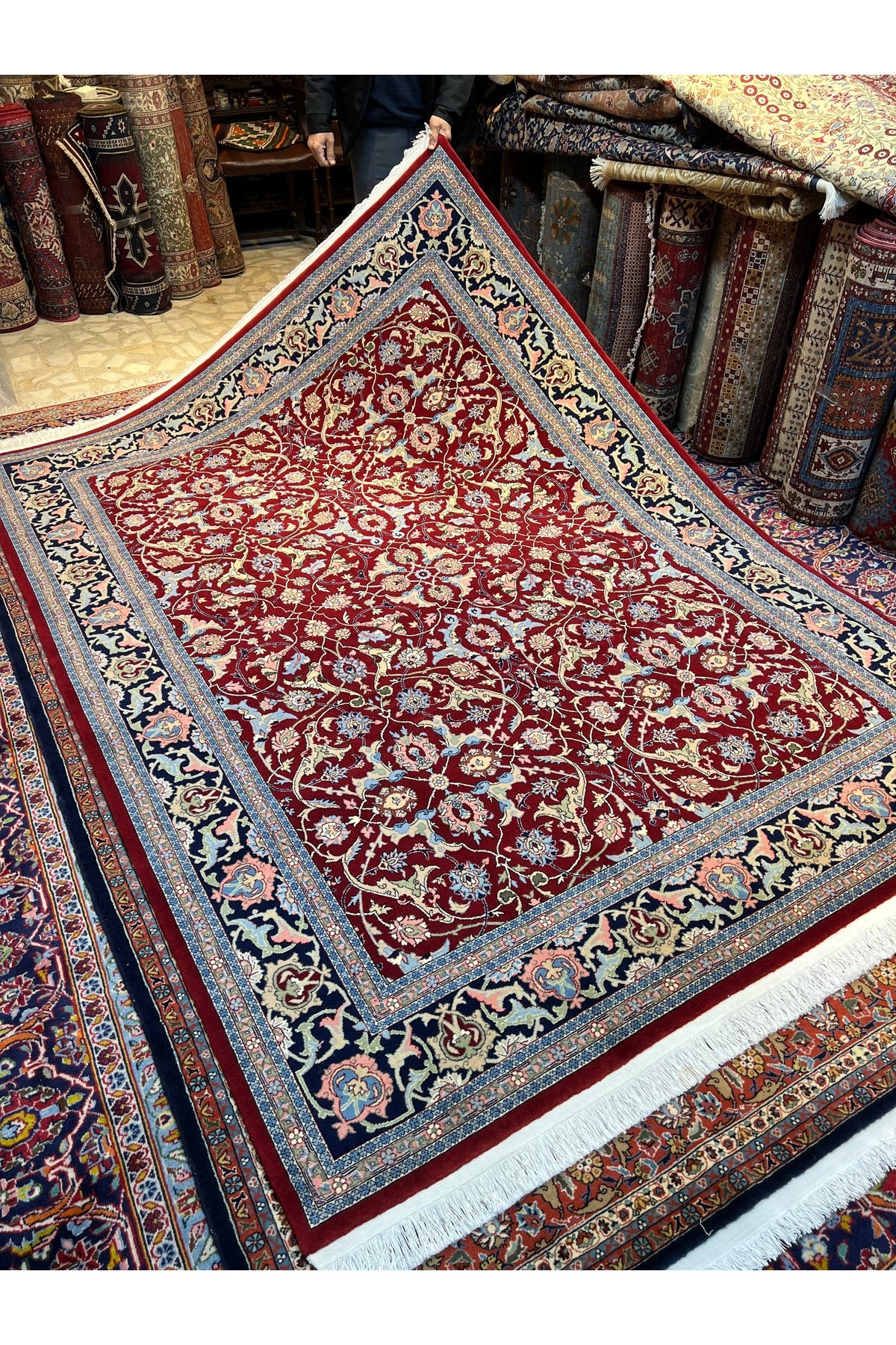 RD RAMAZAN DAG Hand Rug Art Hand-Woven Hereke Rug Signed Polonez Design Red Accent Size 272x195 - MALLTURK
