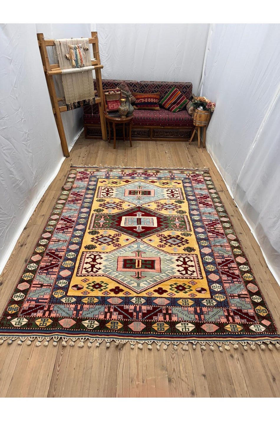 Sirvan Handwoven Yoruk Carpet - 193x238 - MALLTURK