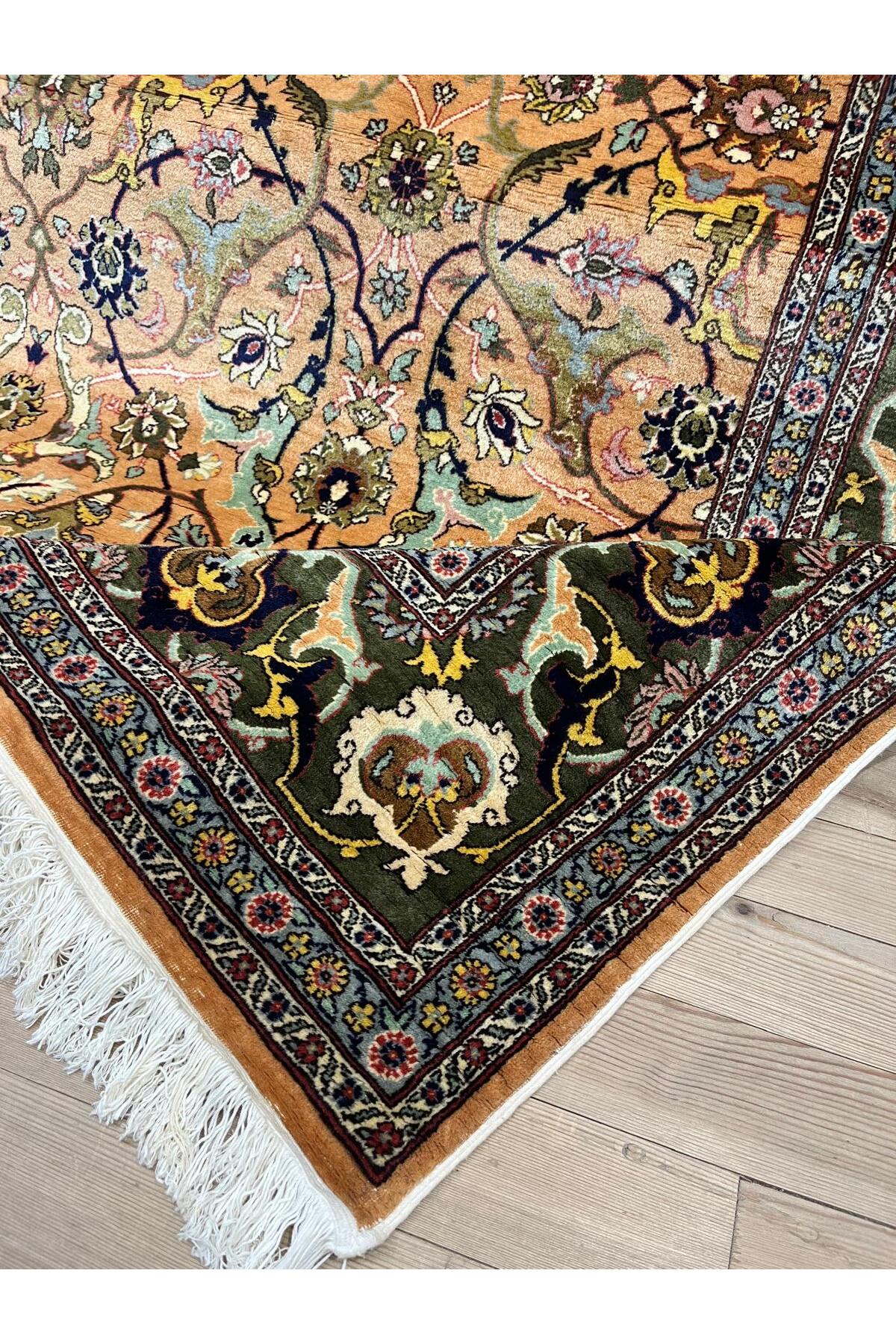 SIRVAN Rug Hand-Woven Hereke Rug - 345 x 264 - MALLTURK