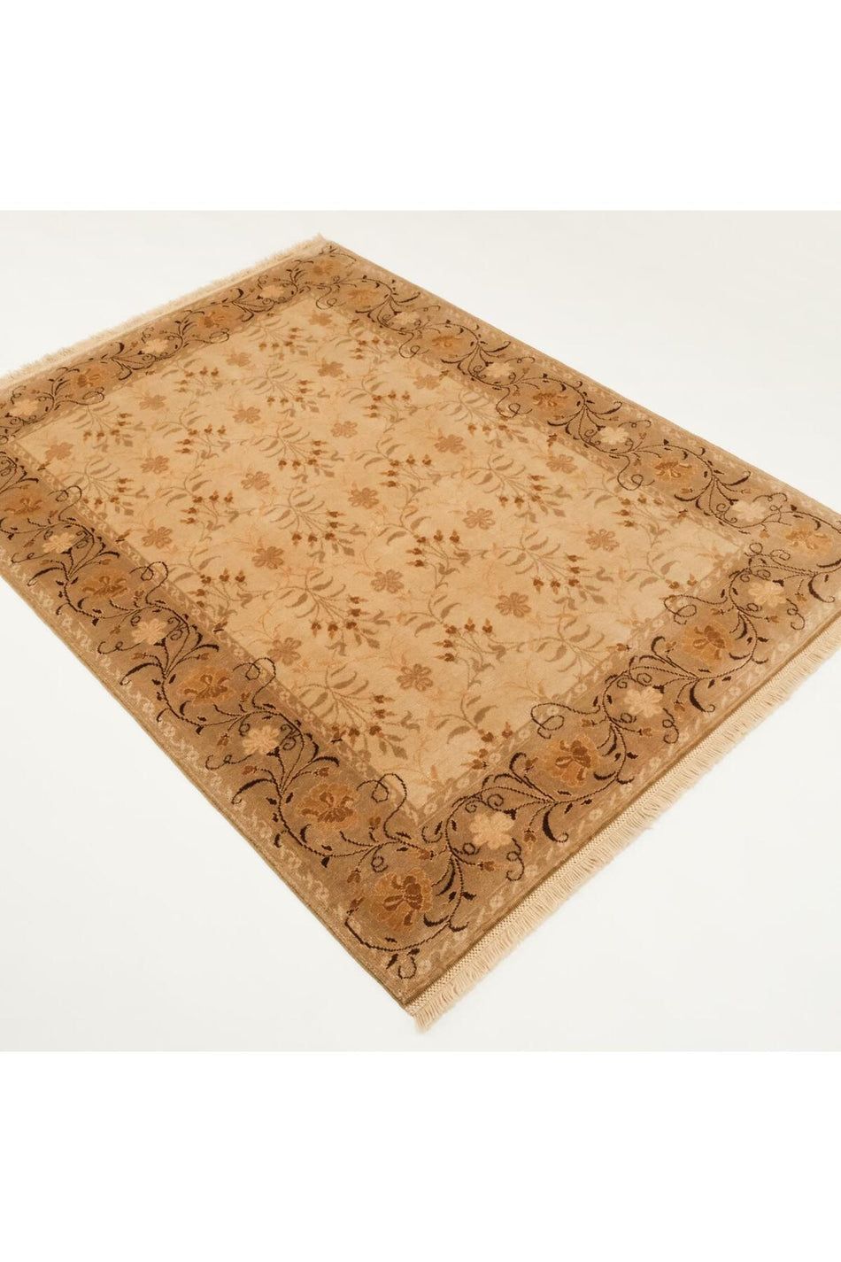 Halicizade Harem Serisi Usak Pattern Hand-Woven Rug - MALLTURK