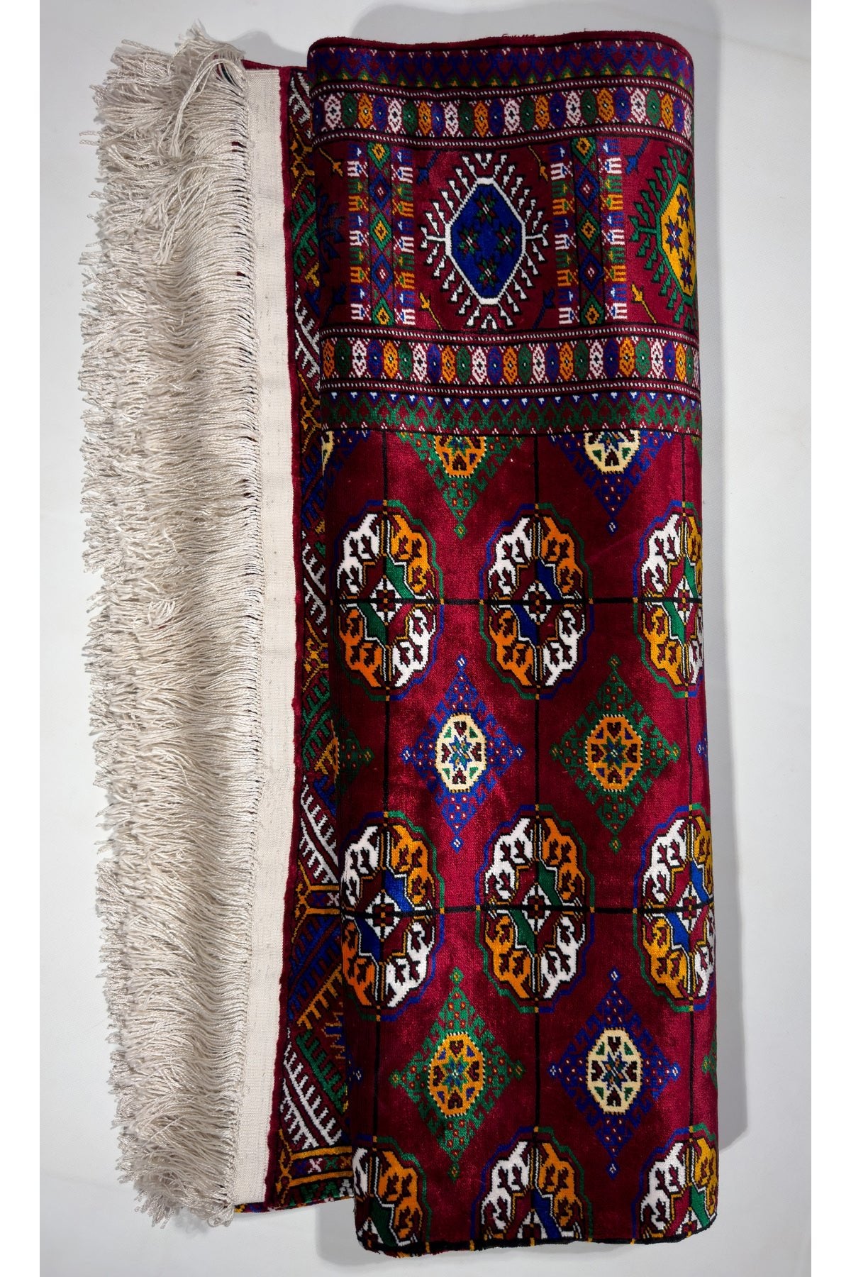 ADALI Hand-Woven Silk Turkmen Rug, Siki Dokumasiyla Ev Dekorasyonunuza Siklik Katin