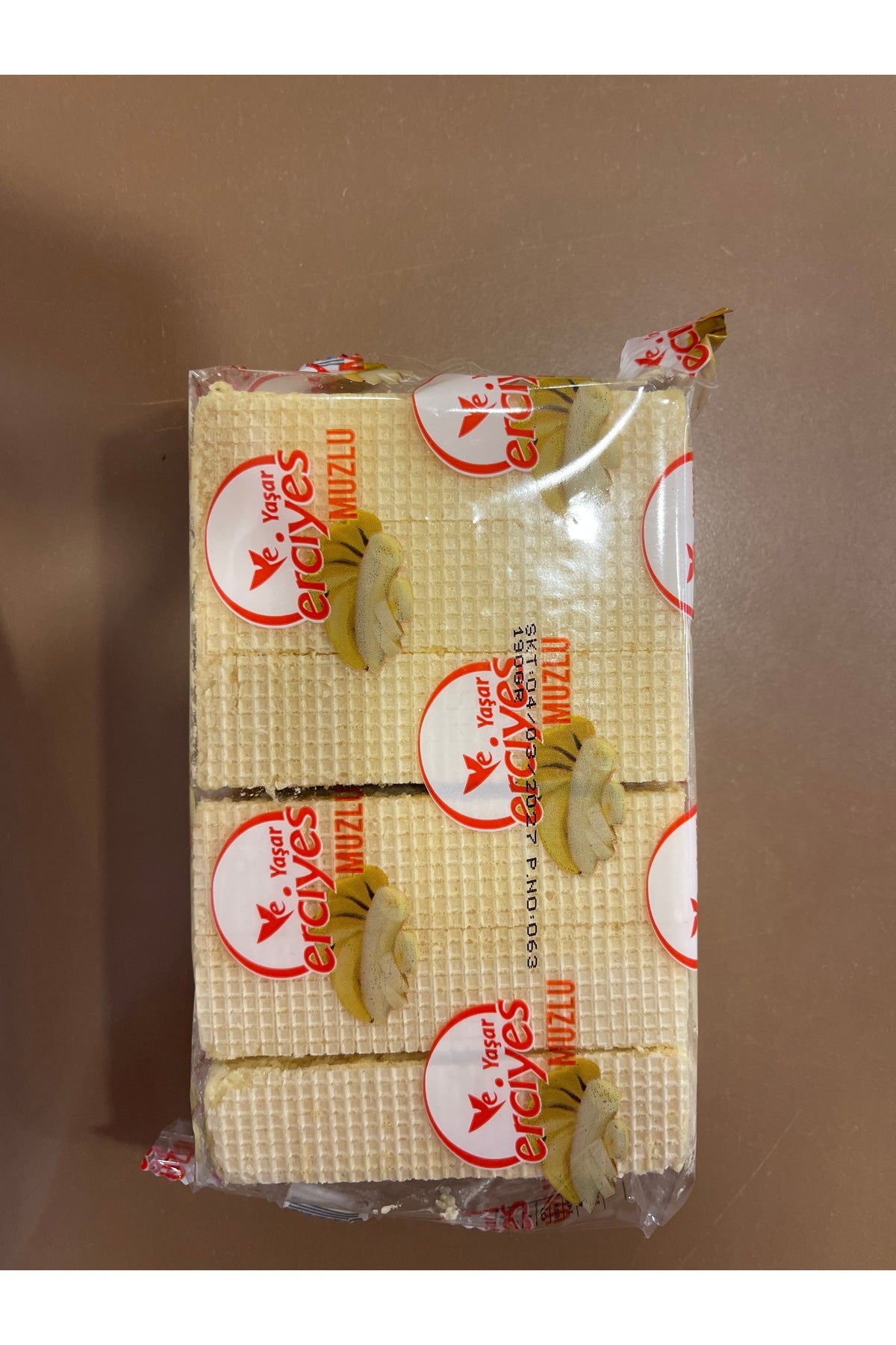 Erciyes Banana Flavored Milk Wafer 150g - MALLTURK