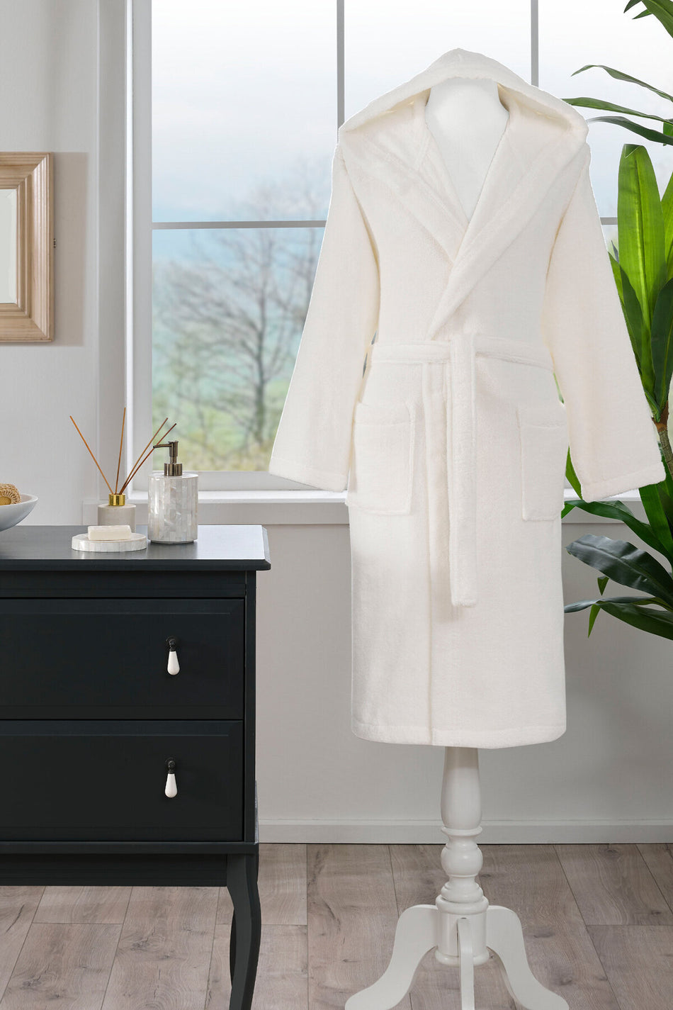 Ozdilek Woven Hooded Bathrobe