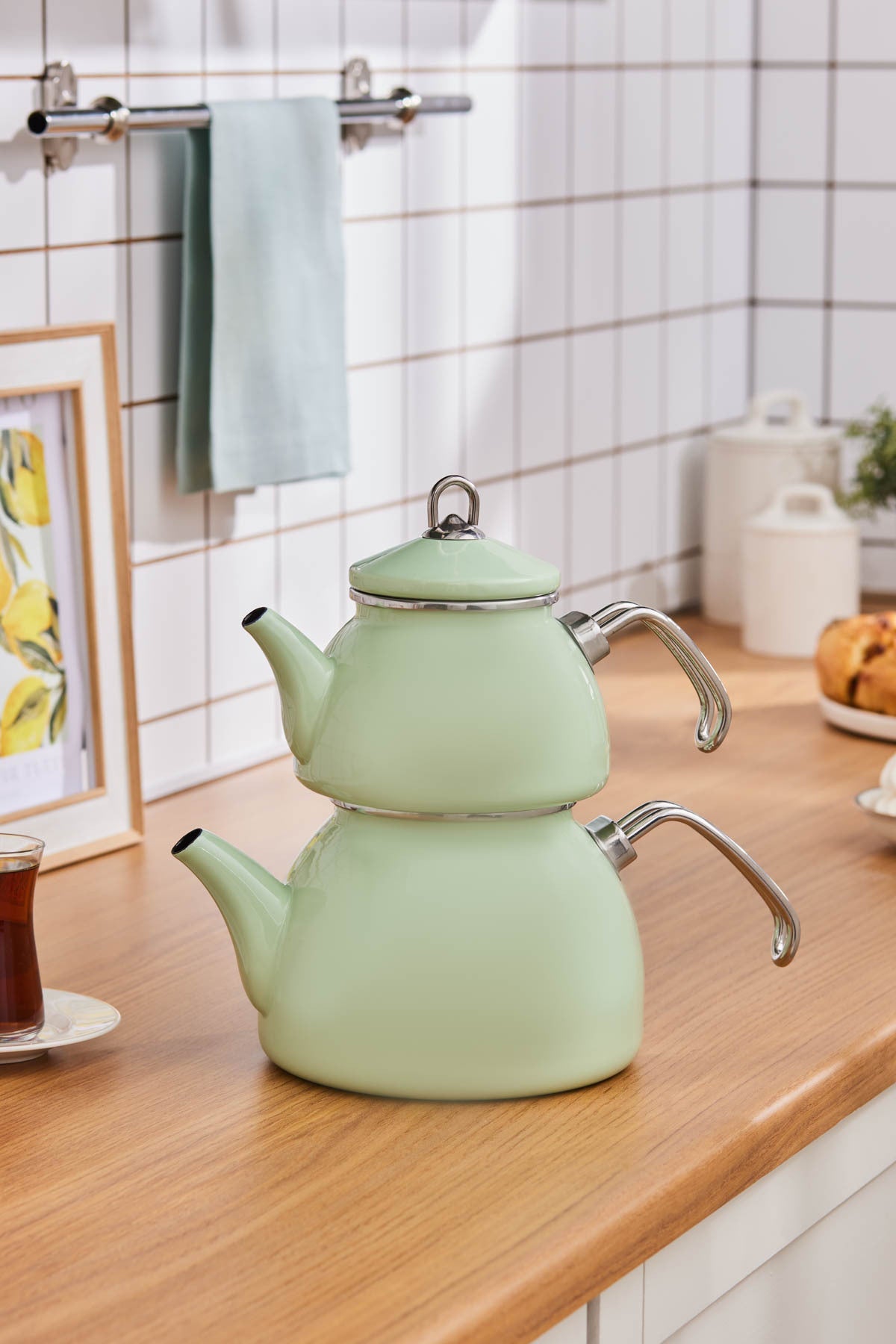 Karaca Loreto Enamel Teapot, Green - MALLTURK