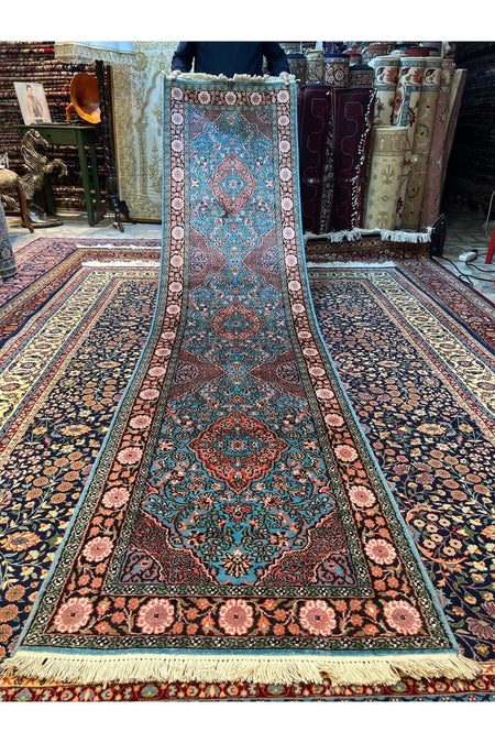 RD RAMAZAN DAG Hand Rug Art Hand-Woven Iranian Kashmir Silk Rug Size 306x80 - MALLTURK
