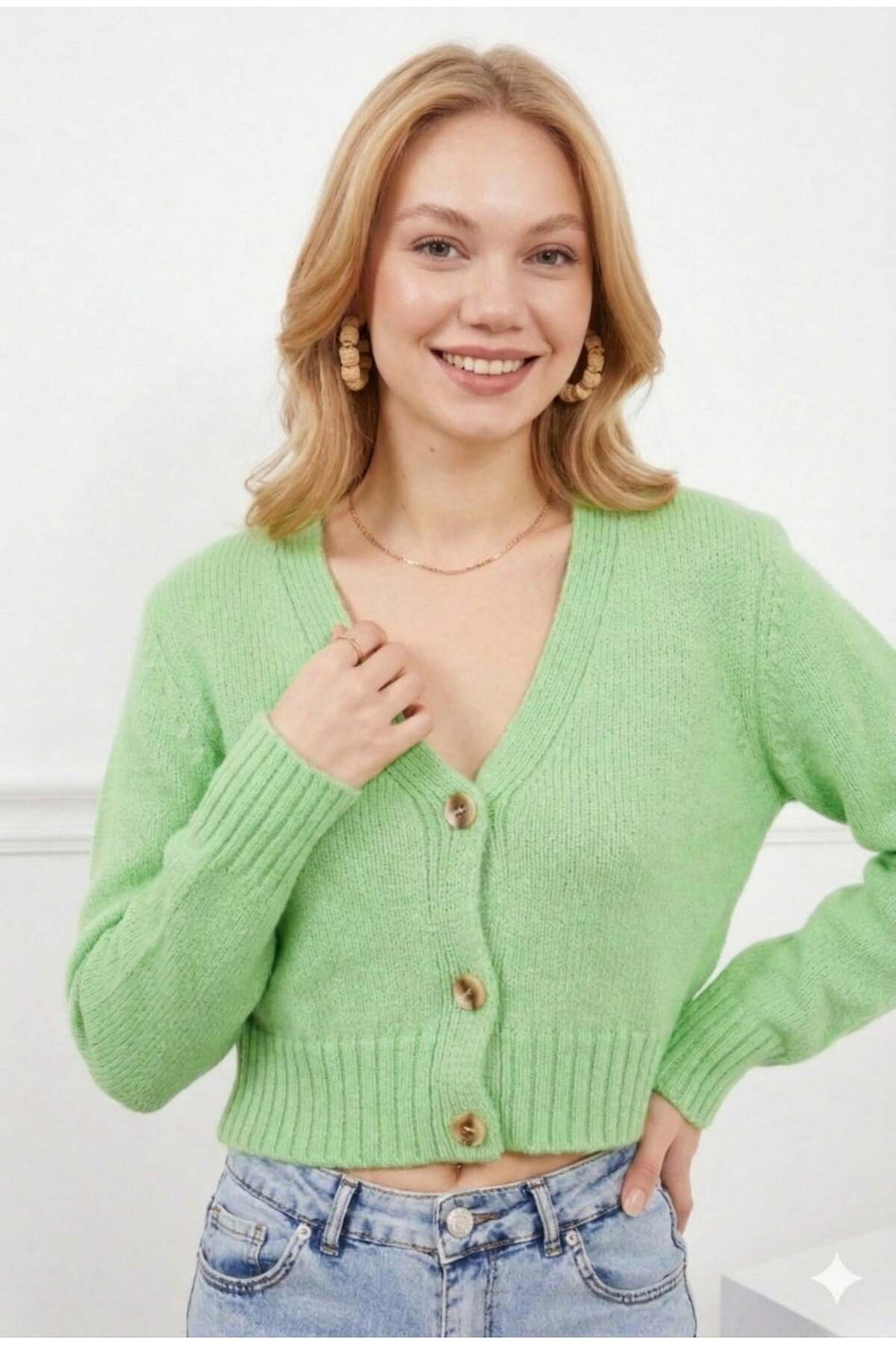 Buttoned V-Neck Knitwear Cardigan