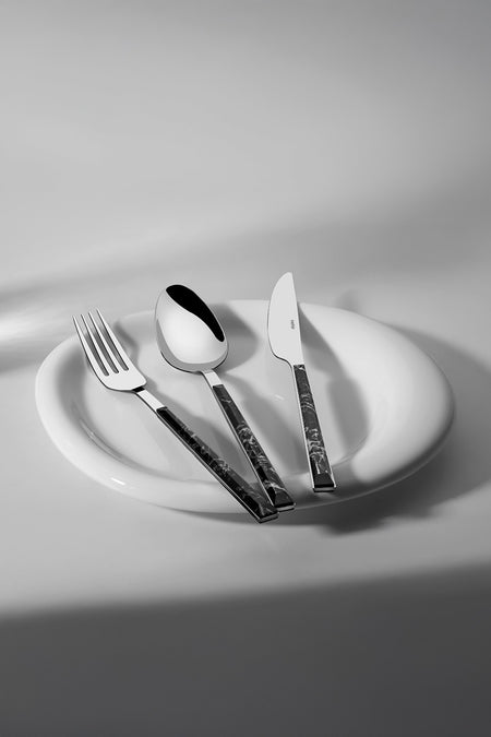 Nehir tulip siyah 6 Place Setting mermer desenli 18 Piece Boxed Flatware Set - MALLTURK