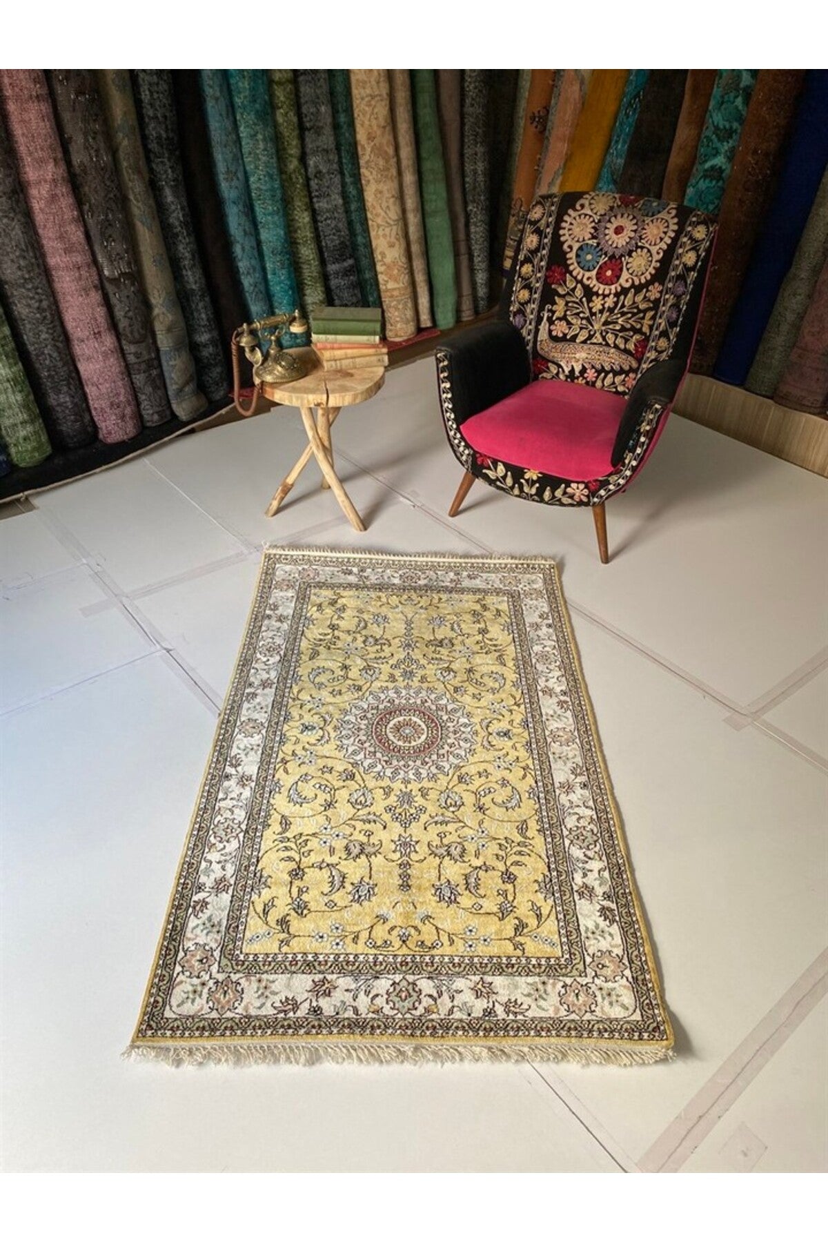 SIRVAN Rug Hand-Woven Silk Rug - MALLTURK