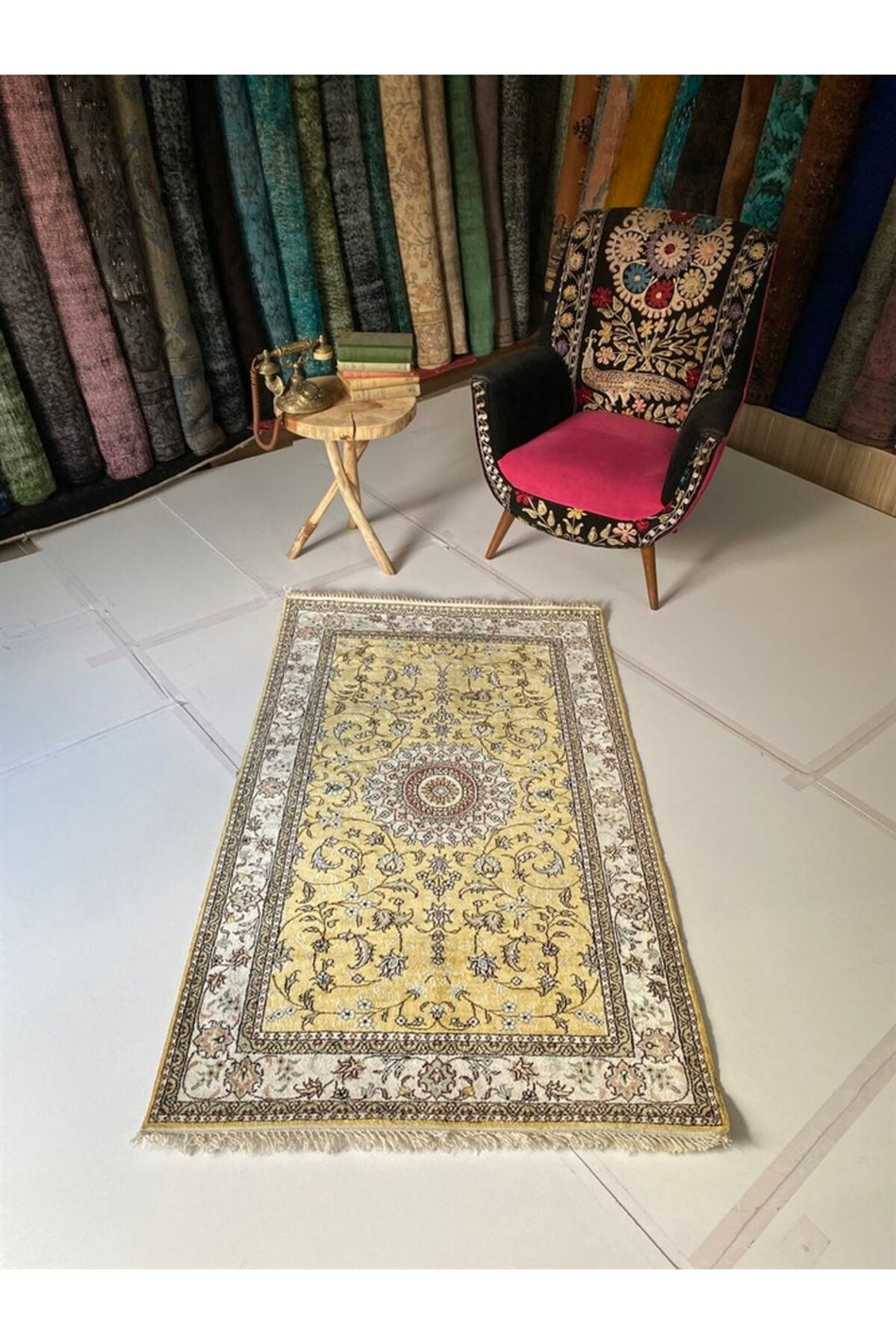 SIRVAN Rug Hand-Woven Silk Rug - MALLTURK